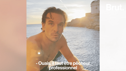 Co-fondateur de la poissonnerie La Bonne Mer à Marseille, Alexandre Orinier nous emmène pêcher des oursins à l’occasion de l’ouverture de la saison. Direction : le pont de la Fausse Monnaie pour récolter ces “châtaignes de la mer”. (Brut.)