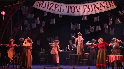 "Funny Girl" : un classique de Broadway pour la première fois à Paris (FRANCE 2)