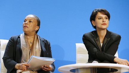 Les ministres de la Justie Christiane Taubira et de l'Education nationale Najat Vallaud-Belkacem, le 17 avril 2015. (PATRICK KOVARIK / AFP)