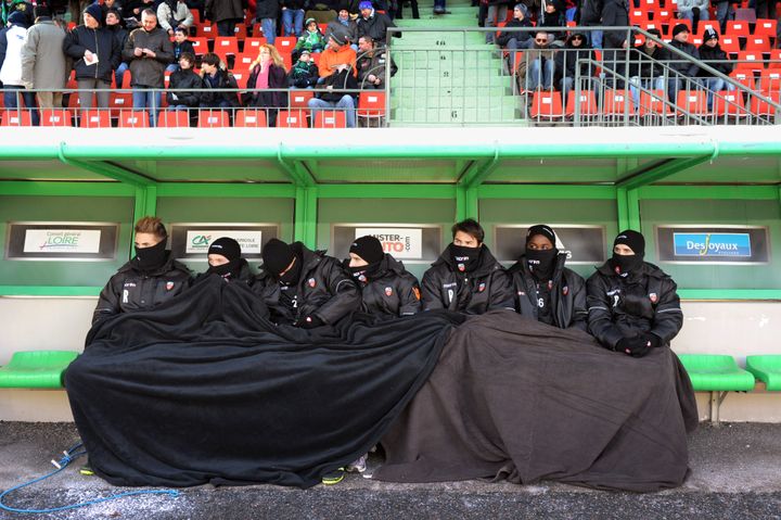 Le banc lorientais lors du match face &agrave; Saint-Etienne, le 4 f&eacute;vrier 2012, &agrave; Saint-Etienne (Loire). (PHILIPPE MERLE / AFP)