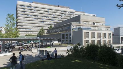 &nbsp; (L'hôpital de Lausanne où se trouve actuellement le pilote © Maxppp)