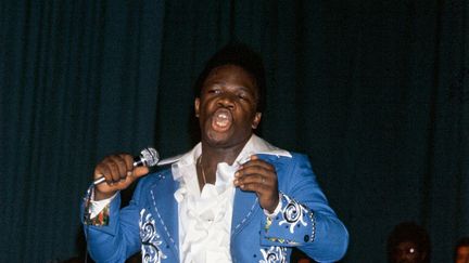 Ali Bongo en concert, à Libreville au Gabon, le 7 juillet 1977. (FRILET/SIPA)