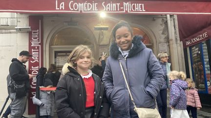 Notre duo de Mômes Trotteuses : Lise et Maylis, 10 ans. (INGRID POHU / FRANCE INFO)