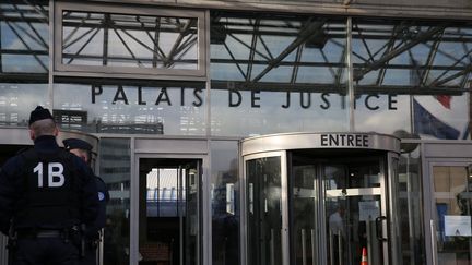 Terrorisme : un couple mis en examen et incarcéré