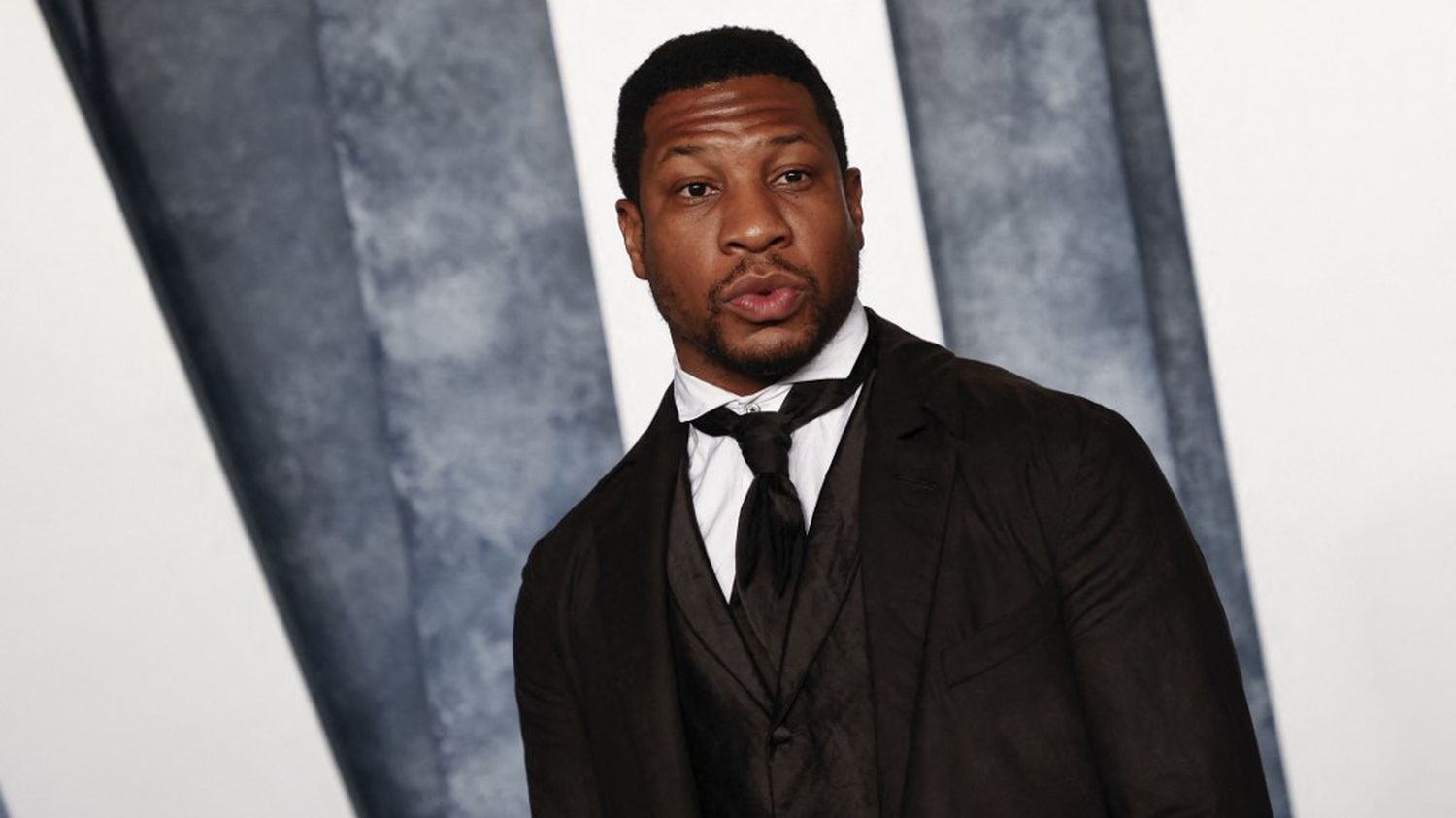 Jonathan Majors, an American comedian, apprehended in New York on charges of assault.