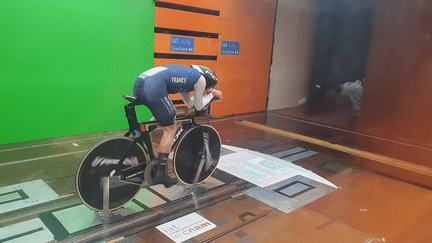 Before the Olympics, cyclists on the French team tested the equipment in the wind tunnel. (Boris Hallier/RFE/France Info)