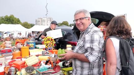 La braderie de Lille, dans le Nord, est de retour après deux ans d'interruption pour cause de&nbsp;Covid-19. L'ouverture officielle est prévue samedi 3 septembre. (FRANCEINFO)