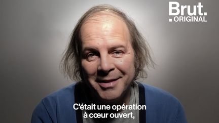 Son opération à cœur ouvert quand il avait 8 ans, l'achat de son magnétophone 4 pistes, son César… Ces moments ont changé la vie de Philippe Katerine. Il raconte.