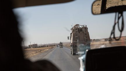 Des soldats américains sur la route vers Raqqa (Syrie), le 8 juillet 2017. (MAXPPP)