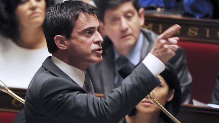 Manuel Valls le 2 d&eacute;cembre 2014 &agrave; l'Assembl&eacute;e, &agrave; Paris, lors des questions au gouvernement. (DOMINIQUE FAGET / AFP)