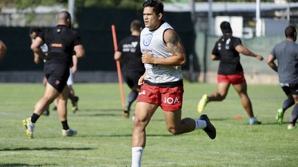 Touché aux vertèbres, Raphaël Lakafia manquera la reprise du Top 14 (FRANCK PENNANT / AFP)