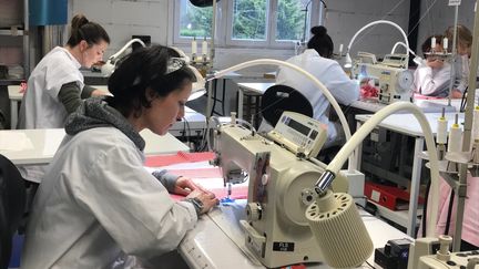 Sandra, 50 ans, fait partie de l'expérimentation autour du RSA conditionné à des heures de travail à Montargis dans le Loiret. (CAMILLE MARIGAUX / FRANCEINFO)