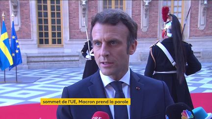 Bombardement à Marioupol : Emmanuel Macron condamne un "acte de guerre indigne et amoral"