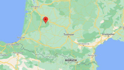 Huit victimes ont été prises en charge par les secours, après l'accident d'un minibus sur une route départementale du village de Houeillès (Lot-et-Garonne), le 25 août 2023. (GOOGLEMAPS)