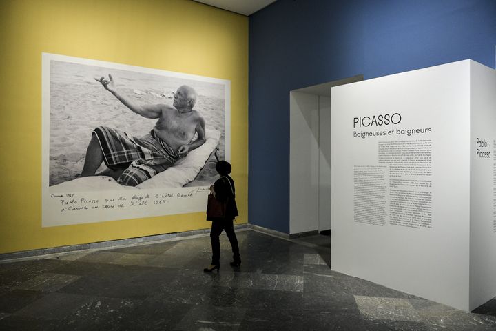 Exposition "Picasso&nbsp;:&nbsp;Baigneuses et baigneurs" au musée des Beaux-Arts de Lyon, le 23 juin 2020. (MAXIME JEGAT / MAXPPP)