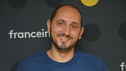 Karim Rissouli, journaliste. (RADIO FRANCE / JEAN-CHRISTOPHE BOURDILLAT)