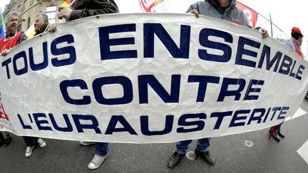 Des syndicalistes manifestent contre l'aust&eacute;rit&eacute; en Europe, le 1er mai 2014 &agrave; Paris. (MAXPPP)