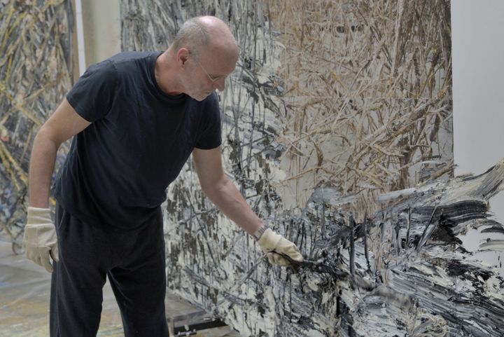 Anselm Kiefer dans son atelier, 2014
 (Anselm Kiefer / Photo : Charles Duprat)