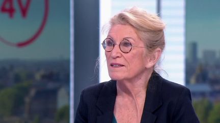 Covid-19 : le vaccin Moderna est une "opportunité", selon le Dr Élisabeth Bouvet