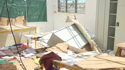 Mayotte : après le cyclone, des écoles pillées et vandalisées