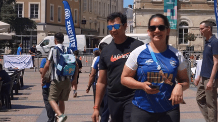 Les Jeux olympiques se déroulent aussi en dehors de la capitale. Châteauroux, qui accueille les épreuves de tirs, se félicite de pouvoir faire découvrir la région du Berry aux nombreux visiteurs venus pour l'occasion.