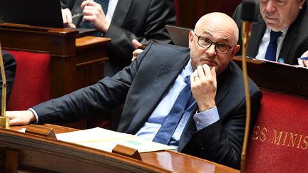 Recours au 49.3 : le gouvernement mis sous pression