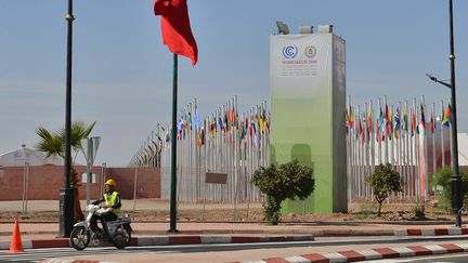 Façade du site où se déroulera la COP22, 22ème conférence internationale sur le climat, à Marrakech&nbsp;du 7 au 18 novembre. (STRINGER / AFP)