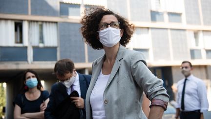 La ministre déléguée au Logement, Emmanuelle Wargon, à Marseille, le 30 juillet 2020. (CLEMENT MAHOUDEAU / AFP)