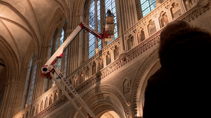 Bayeux : la cathédrale dépoussiérée lors d’une grande opération de nettoyage (France 3)