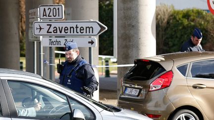 &nbsp; (Des mesures de sécurité renforcée à l'aéroport de Bruxelles-Zaventem qui rouvre partiellement ce dimanche © MaxPPP)