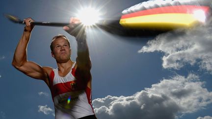 Avec un tel coup de pagaie, l'Allemand Max Hoff devrait ramener une m&eacute;daille &agrave; son pays. Au moins. (DENNIS GROMBKOWSKI / BONGARTS / GETTY IMAGES)