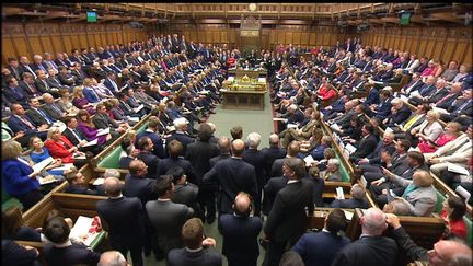 Les membres du Parlement britannique siègent à Londres (Royaume-Uni) le 19 avril 2017. (REUTERS)