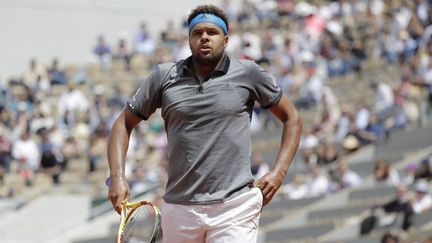 Le Français Jo-Wilfried Tsonga, lors de son match face au Japonais Kei Nishikori, le 29 mai 2019 à Roland-Garros. (STEPHANE ALLAMAN / STEPHANE ALLAMAN)