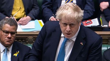 Le Premier ministre britannique Boris Johnson, à la Chambre des communes à Londres (Royaume-Uni), le 2 mars 2022.&nbsp; (AFP)