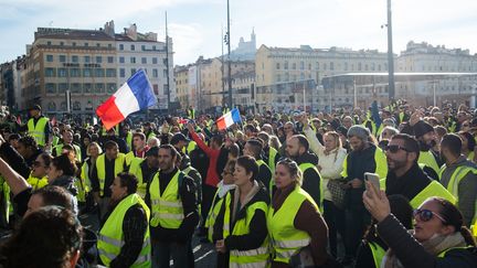 Manifestation de "gilets jaunes" à Marseille samedi 1er décembre. (CLEMENT MAHOUDEAU / AFP)