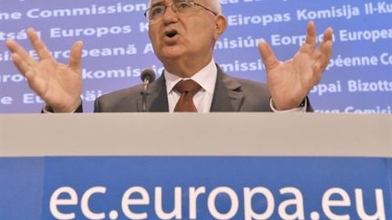 John Dalli, commissaire européen à la Santé (13 juillet 2010) (AFP / Georges Gobet)