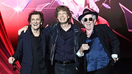 Ronnie Wood, Sir Mick Jagger et Keith Richards des Rolling Stones lors de la présentation de leur album "Hackney Diamonds" le 6 septembre 2023 à Londres (Angleterre). (DAVE BENETT / GETTY IMAGES EUROPE)