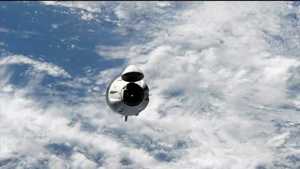 Espace : Thomas Pesquet a quitté la Station spatiale internationale pour un amerrissage en Floride (FRANCEINFO)