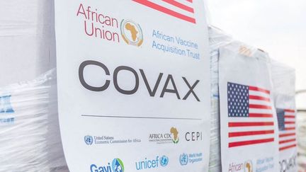 Luanda, le 25 août 2021 : arrivée de vaccins en Angola. "The African Vaccine Acquisition Trust" (AVAT) est un programme d'achat groupé de vaccins piloté par l'Union Africaine en complément de l'initiative Covax basée sur des dons.

 (EYEPRESS NEWS)