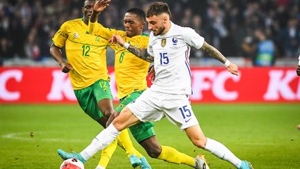 Jonathan Clauss lors du match amical face à l'Afrique du Sud, mardi 29 mars 2022. (MATTHIEU MIRVILLE / MATTHIEU MIRVILLE / AFP)