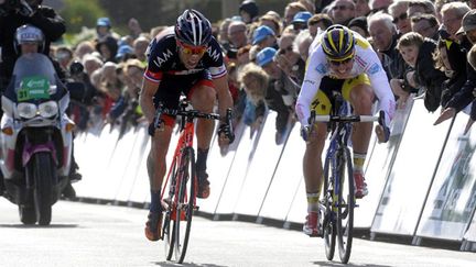 Sylvain Chavanel s'amuse comme un petit fou depuis mercredi. (FRANCOIS LO PRESTI / AFP)