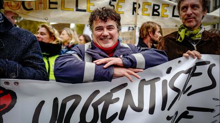 Patrick Pelloux lors de la manifestation pour sauver l'hôpital public, le 14 novembre 2019 à Paris. (LUC NOBOUT / MAXPPP)