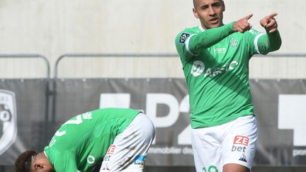 Wahbi Khazri buteur pour Saint-Etienne d'une belle frappe contre Angers. (JEAN-FRANCOIS MONIER / AFP)