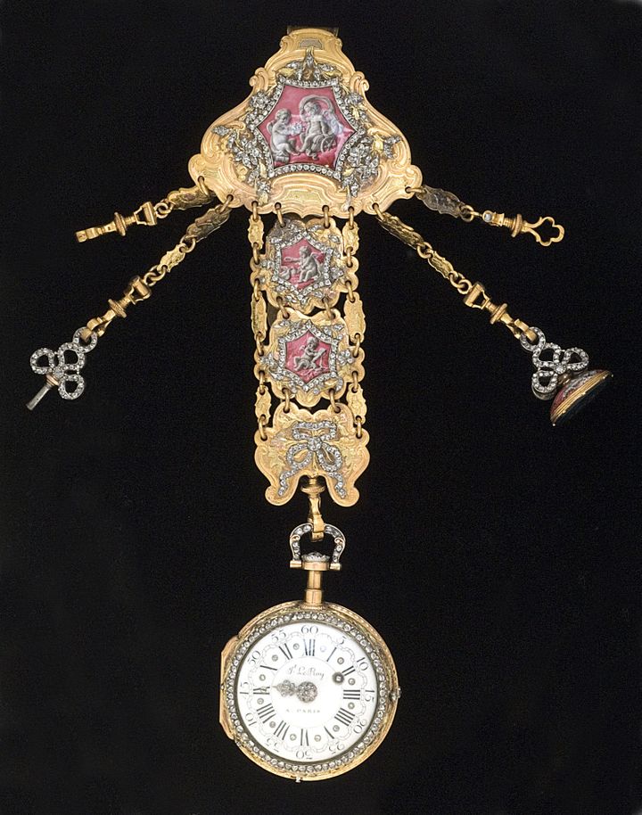 Châtelaine avec montre, signée Julien Le Roy, Paris, vers 1750. Diamants, or et émaux peints. Inv. 2845
 (Musée du Cinquantenaire de Bruxelles)