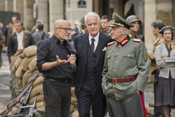 &nbsp; (Volker Schlöndorff avec les acteurs André Dussollier et Niels Arestrup sur le tournage  ©Jérôme Prebois – Film Oblige - Gaumont)