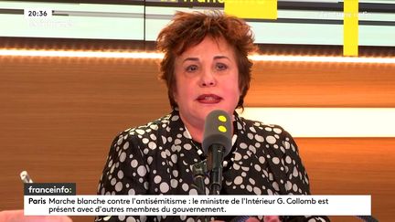 La sénatrice EELV de Paris Esther Benbassa sur le plateau de franceinfo, le 28 mars 2018. (FRANCEINFO / RADIOFRANCE)