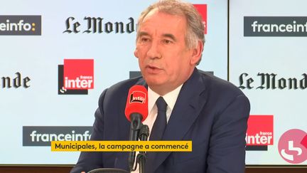 François Bayrou, invité de "Questions politiques", dimanche 27 octobre. (FRANCEINFO)