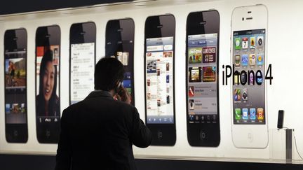 Magasin Apple &agrave; Hong Kong (Chine), le 21 septembre 2011. (TYRONE SIU / REUTERS)