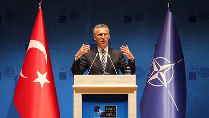  (Le secrétaire général de l'OTAN, Jens Stoltenberg, à Antalya (Turquie) © REUTERS /Kaan Soyturk)