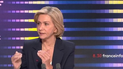 Valérie Pécresse, candidate Les Républicains à l'élection présidentielle, était vendredi 4 mars l'invitée du 8h30 franceinfo.&nbsp; (FRANCEINFO / RADIOFRANCE)